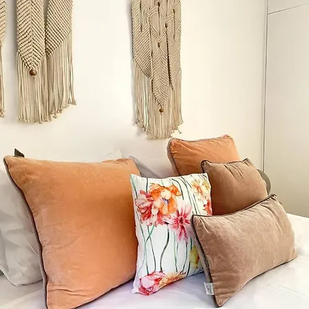 Rosario 3 With Patio By Homeful Homes Apartman