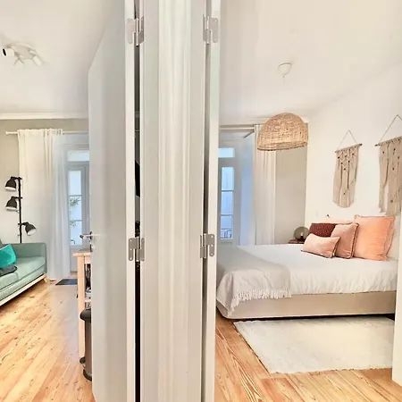 Rosario 3 With Patio By Homeful Homes * Lisbon